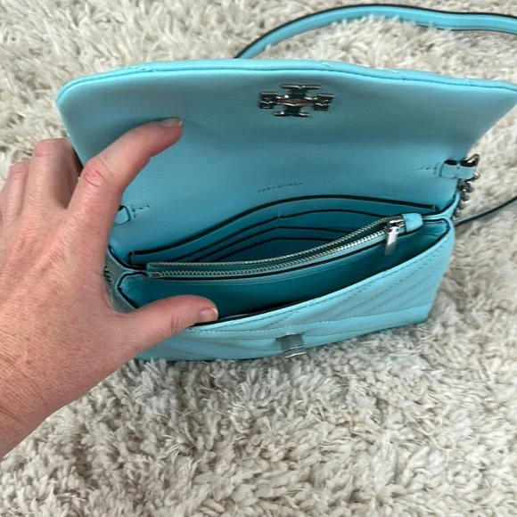 Tory Burch Blue Kira Chevron Shoulder Bag with Silver Clasp and detailing - Picture 3 of 6